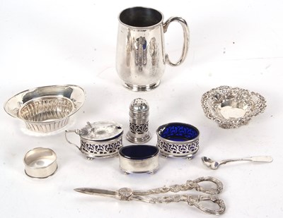 Lot 85 - Mixed Lot: A George V silver three piece...