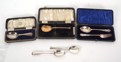 Lot 105 - Mixed Lot: A cased Edwardian christening fork...