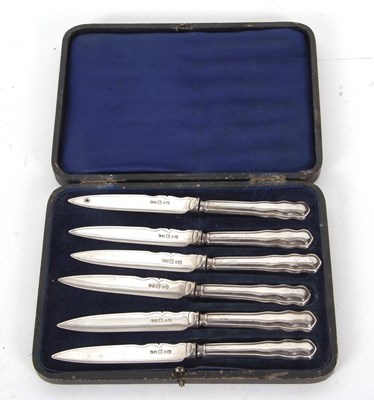 Lot 188 - Cased set of six George V silver handled tea...