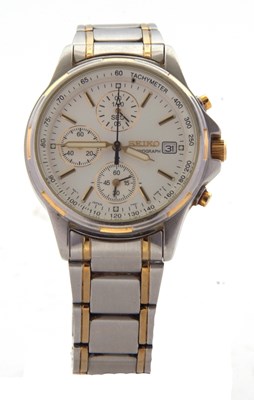 Lot 267 - A Seiko chronograph gents wristwatch, it has a...