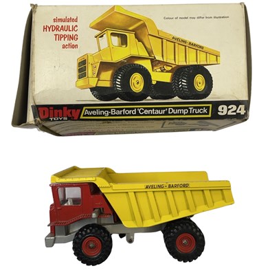 Lot 78 - A boxed die-cast Dinky Aveling-Barford Centaur...