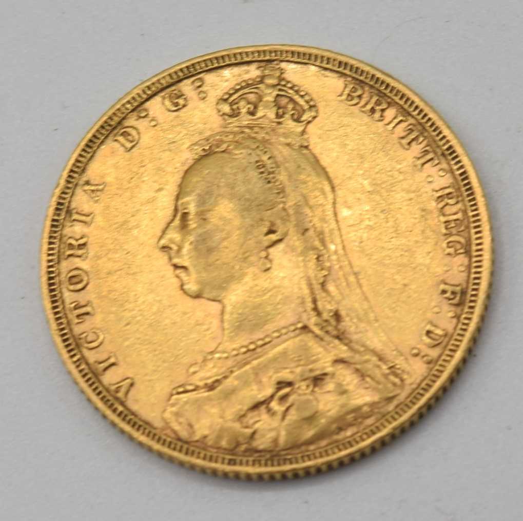 Lot 1 - Queen victoria 1890 left facing crowned bust,...