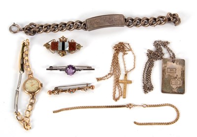 Lot 220 - A mixed lot of jewellery, to include a 9ct...