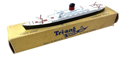 Lot 74 - A boxed Triang 1:1200 scale model ship, M709,...