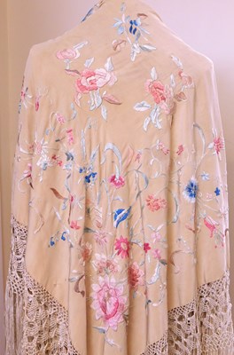 Lot 12 - A late 19th / early 20th century silk floral...