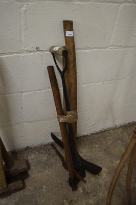 Lot 1011 - Bundle of implements to include pick axes,...