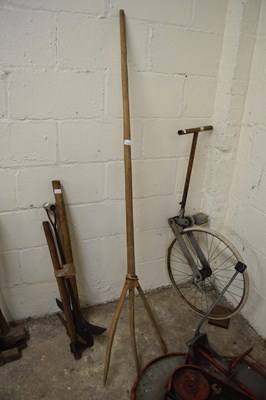 Lot 1012 - Vintage wooden hay fork