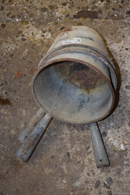 Lot 1078 - Three galvanised scoops