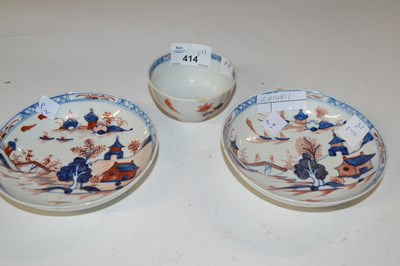 Lot 414 - A Lowestoft porcelain tea bowl and saucer in...