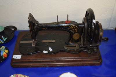 Lot 4 - Vintage Singer sewing machine