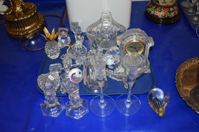 Lot 21 - Mixed Lot: Various glass wares to include a...