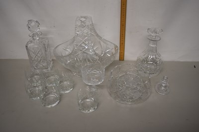 Lot 144 - Mixed Lot: Various clear glass wares,...