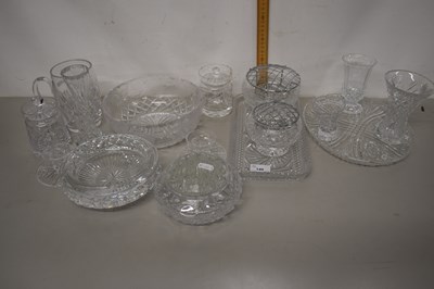 Lot 149 - Mixed Lot: Various cut clear glass wares to...