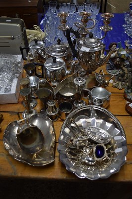 Lot 228 - Large Mixed Lot: Various assorted silver...