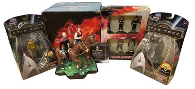 Lot 48 - A mixed lot of various Star trek collectable...