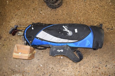 Lot 1115 - Golf bag, clubs and balls