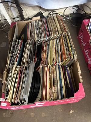 Lot 599 - Box of assorted singles