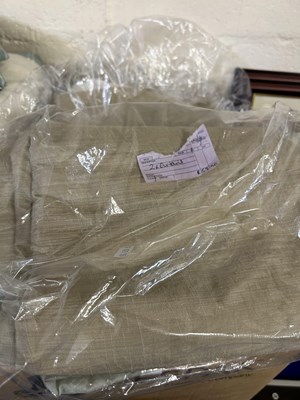 Lot 689 - Quantity of beige curtains