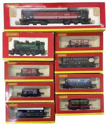 Lot 33 - A mixed lot of boxed Hornby 00 gauge rolling...
