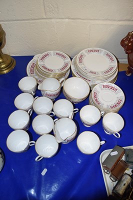 Lot 32 - Quantity of Shelley Blenheim tea and table wares
