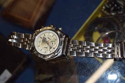 Lot 113 - A copy of a Breitling gents watch