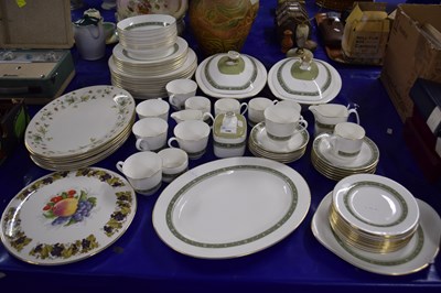 Lot 190 - Quantity of Royal Doulton Rondelay dinner...