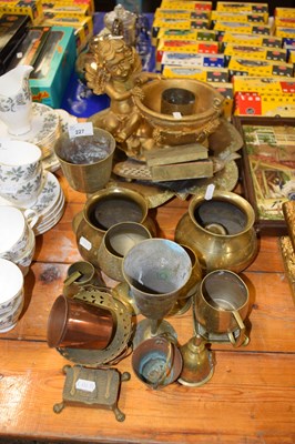 Lot 227 - Mixed Lot: Various assorted brass wares and...