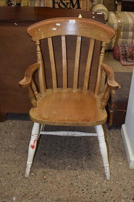 Lot 323 - 20th Century Windsor style carver chair