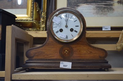 Lot 557 - An Edwardian mahogany cased mantel clock