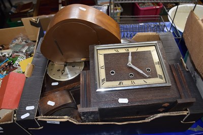 Lot 620 - Box of various mantel clocks