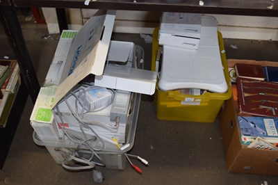 Lot 672 - Mixed Lot: Nintendo Wii various games,...