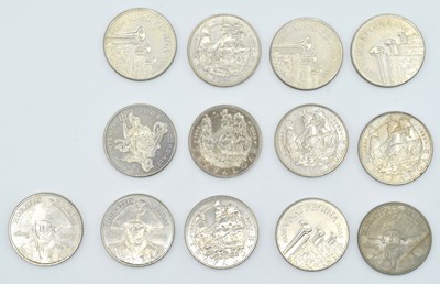 Lot 110 - Quantity of 13x ERII £5 coins together with...