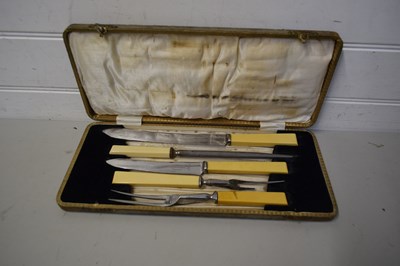 Lot 540 - CASED VINTAGE CARVING SET