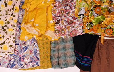 Lot 21 - A quantity of mid 20th Century ladies skirts...