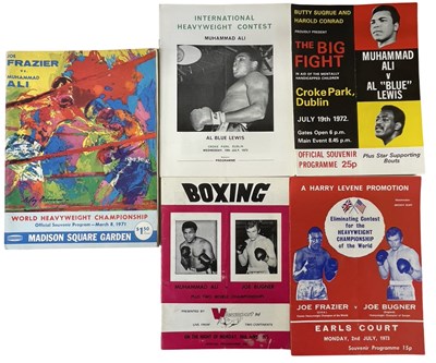 Lot 213 - A collection of 1970s boxing programmes,...