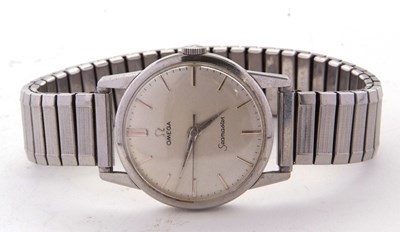 Lot 263 - A gents stainless steel Omega Seamaster, the...