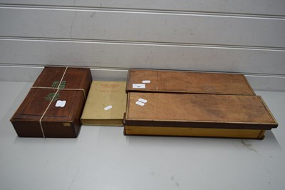 Lot 85 - MAH JONG SET TOGETHER WITH STAND AND...