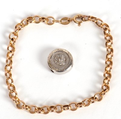 Lot 106 - A belcher link bracelet with tag stamped 375...