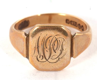 Lot 40 - A 9ct signet ring, with central initialled...