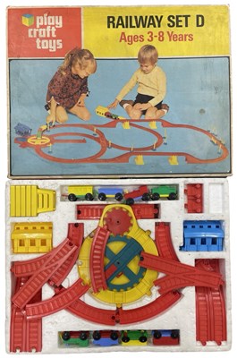 Lot 9 - A retro 1970s Mettoy Railways Set D