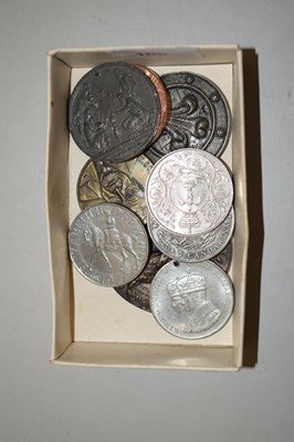 Lot 106 - Box of various assorted coinage