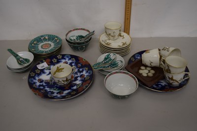 Lot 125 - Mixed Lot: Ceramics comprising Hong Kong...
