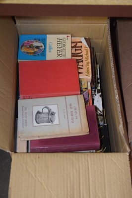 Lot 598 - Books, assorted topics