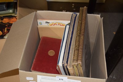 Lot 676 - Assorted books to include Caldecott Graphic...