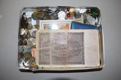 Lot 119 - Box of various mixed coinage and bank notes,...