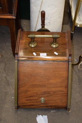 Lot 801 - Edwardian coal box