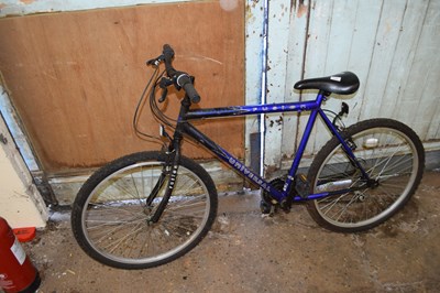 Lot 1230 - Universal Fusion road bike