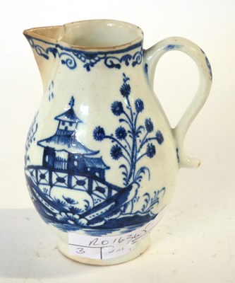 Lot 382 - A Lowestoft porcelain sparrow beak jug with...