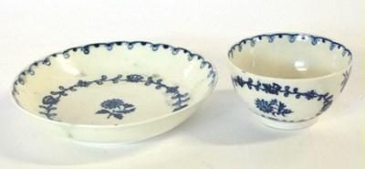 Lot 389 - A Liverpool (Pennington) porcelain tea bowl...