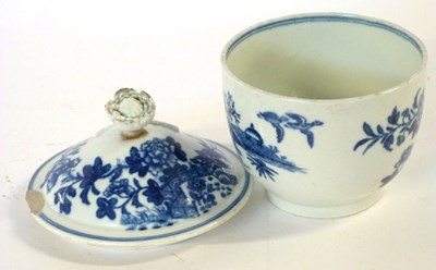 Lot 408 - An 18th Century Worcester porcelain sucrier...